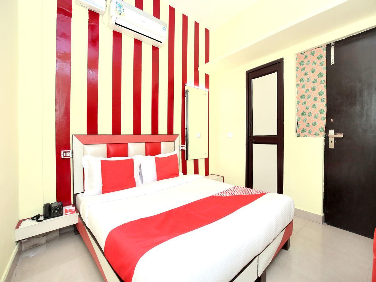Oyo 12038 Hotel Alishan Csandígarh Kültér fotó